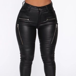Black skinny leather pants